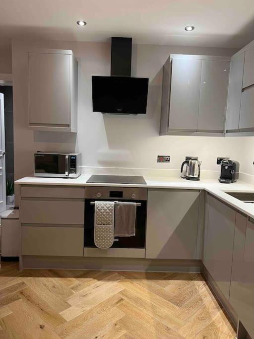 New Apartment, 10 Mins From Principality Stadium Cardiff Exteriér fotografie