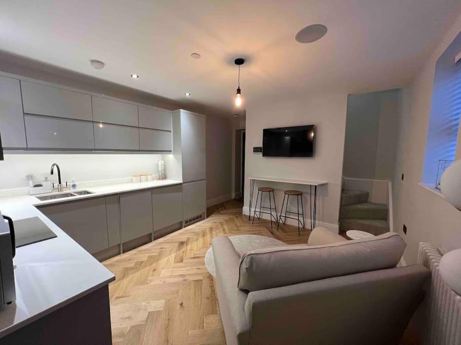 New Apartment, 10 Mins From Principality Stadium Cardiff Exteriér fotografie
